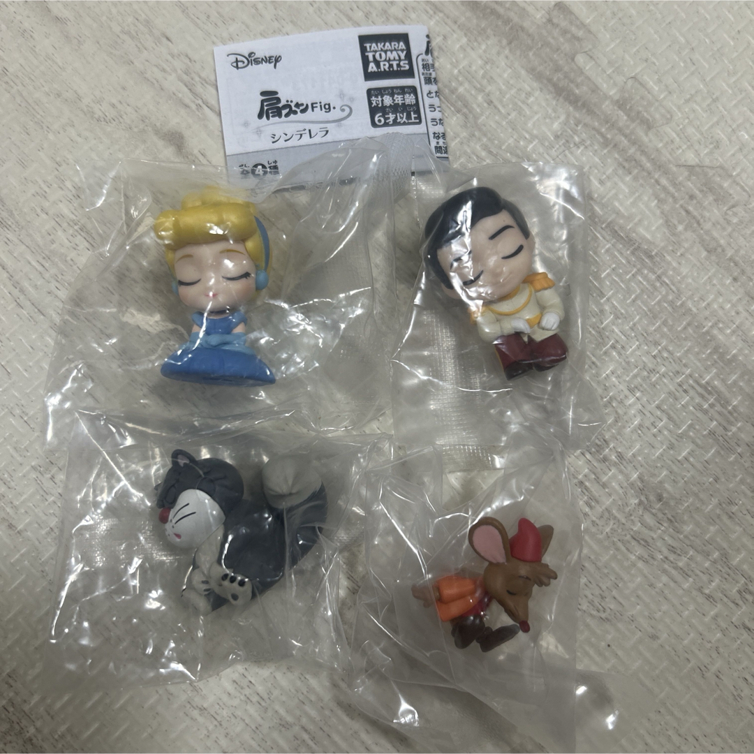 T-ARTS(タカラトミーアーツ)の肩ズンFig.シンデレラ コンプリート エンタメ/ホビーのおもちゃ/ぬいぐるみ(キャラクターグッズ)の商品写真