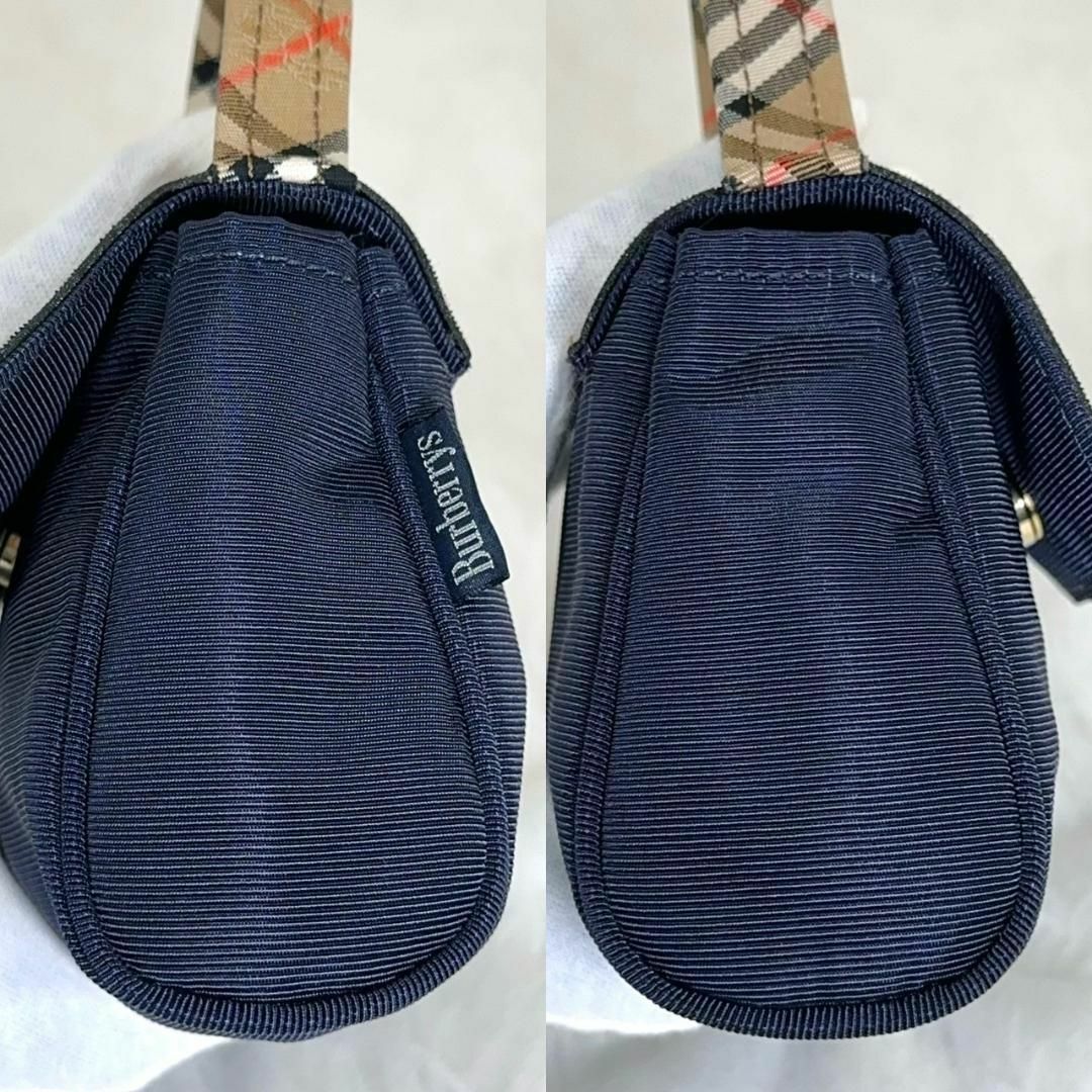 BURBERRY - 【極美品】Burberrys バーバリーズ ミニポーチ ノバ BURBERRY - 【極美品】Burberrys バーバリーズ ミニポーチ ノバ