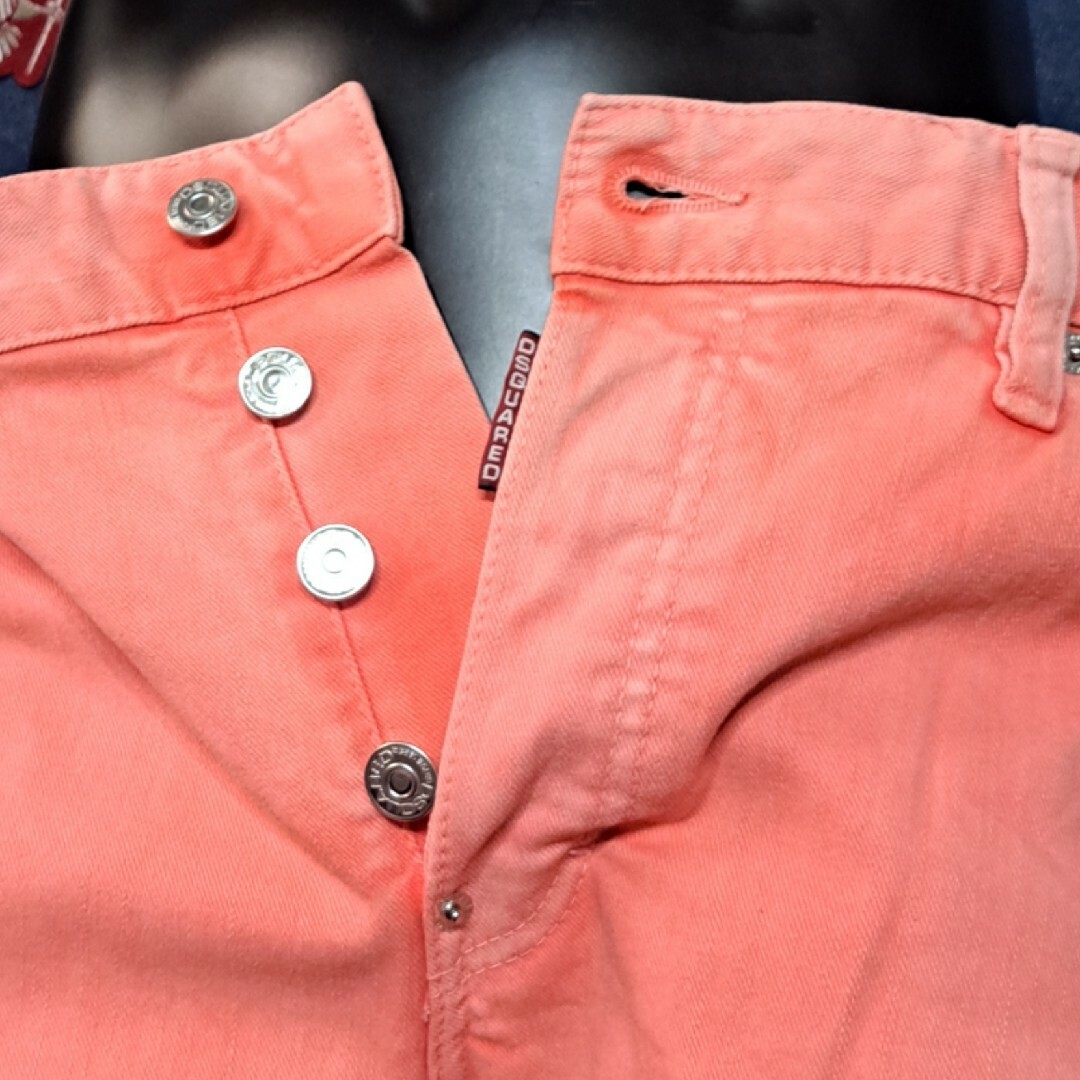DSQUARED2 - 希少カラー Dsquared2 ストレッチ クロップドデニム DSQUARED2 - 希少カラー Dsquared2 ストレッチ クロップドデニム