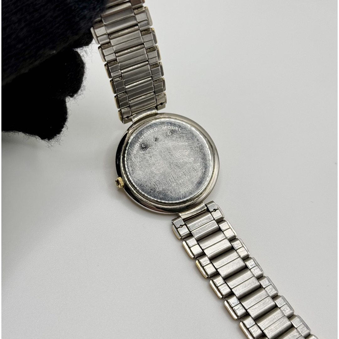 BURBERRY - BURBERRY バーバリー QZ ゴールド文字盤 8000 メンズ BURBERRY - BURBERRY バーバリー QZ ゴールド文字盤 8000 メンズ
