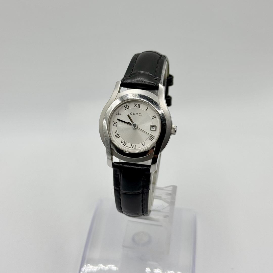 GUCCI - GUCCI グッチ 5500L QZ シルバー文字盤 レディース GUCCI - GUCCI グッチ 5500L QZ シルバー文字盤 レディース