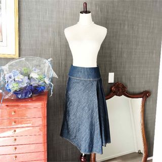 HERMES - 未使用【エルメス】最新作 カレ 90 すべては鞍の中に HERMES - 未使用【エルメス】最新作 カレ 90 すべては鞍の中に