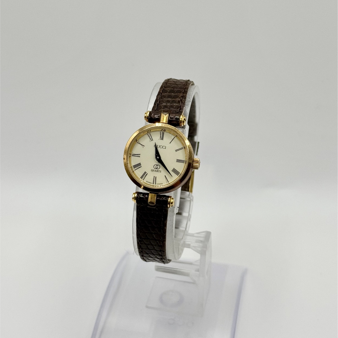 GUCCI - GUCCI グッチ シェリーライン 2000L QZアイボリー文字盤 GUCCI - GUCCI グッチ シェリーライン 2000L QZアイボリー文字盤