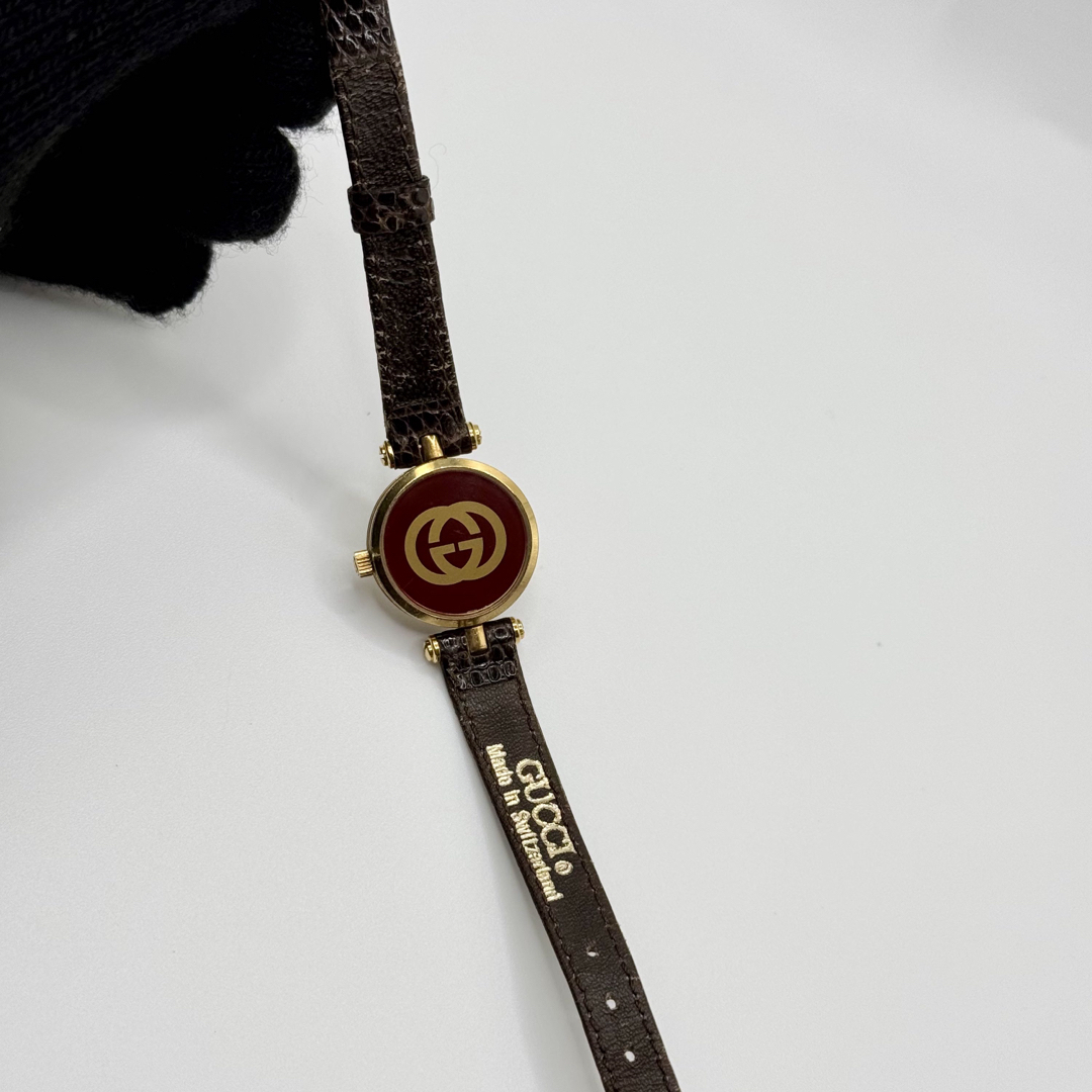GUCCI - GUCCI グッチ シェリーライン 2000L QZアイボリー文字盤 GUCCI - GUCCI グッチ シェリーライン 2000L QZアイボリー文字盤
