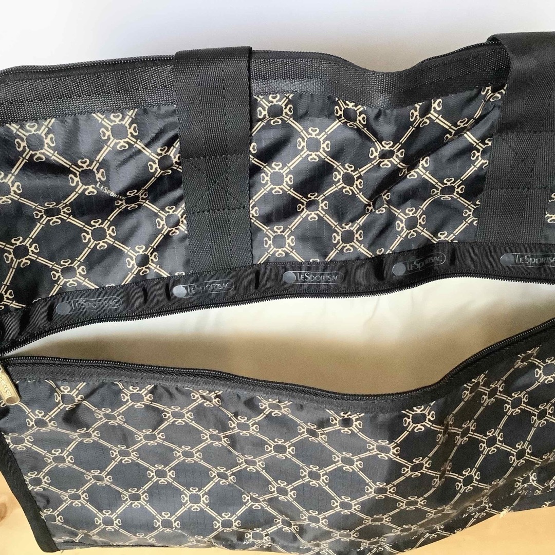 LeSportsac - レスポートサック モノグラムアンテロープ LeSportsac - レスポートサック モノグラムアンテロープ