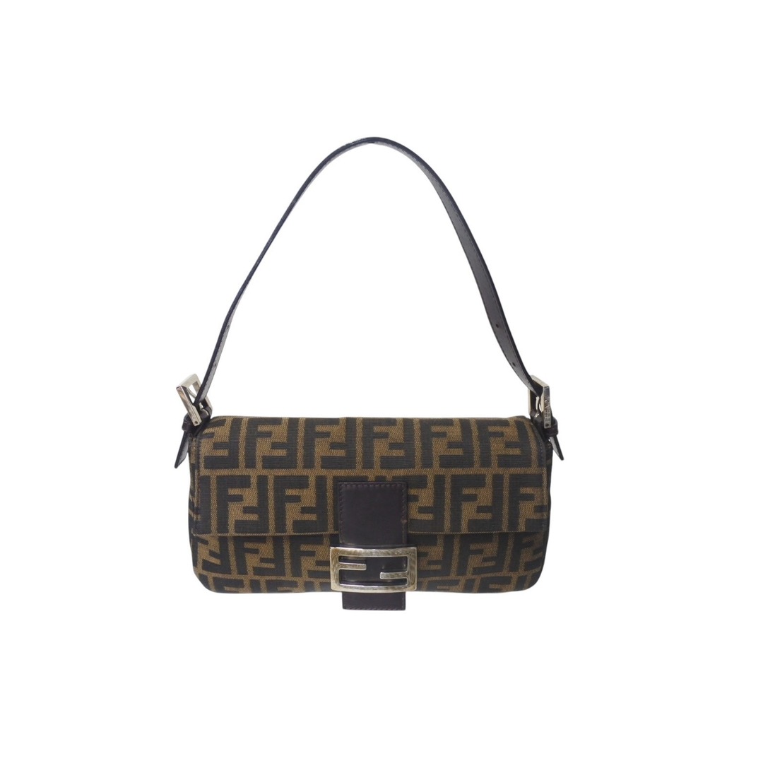 FENDI - 極美品 FENDI フェンディ マンマバケット ワン FENDI - 極美品 FENDI フェンディ マンマバケット ワン