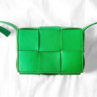 BOTTEGA VENETA(ショルダーバッグ ・ グリーン・カーキ/緑色系 BOTTEGA VENETA(ショルダーバッグ ・ グリーン・カーキ/緑色系