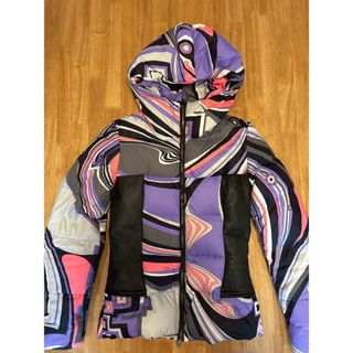 EMILIO PUCCI(ダウンジャケット)のフリマアイテム一覧 EMILIO PUCCI(ダウンジャケット)のフリマアイテム一覧