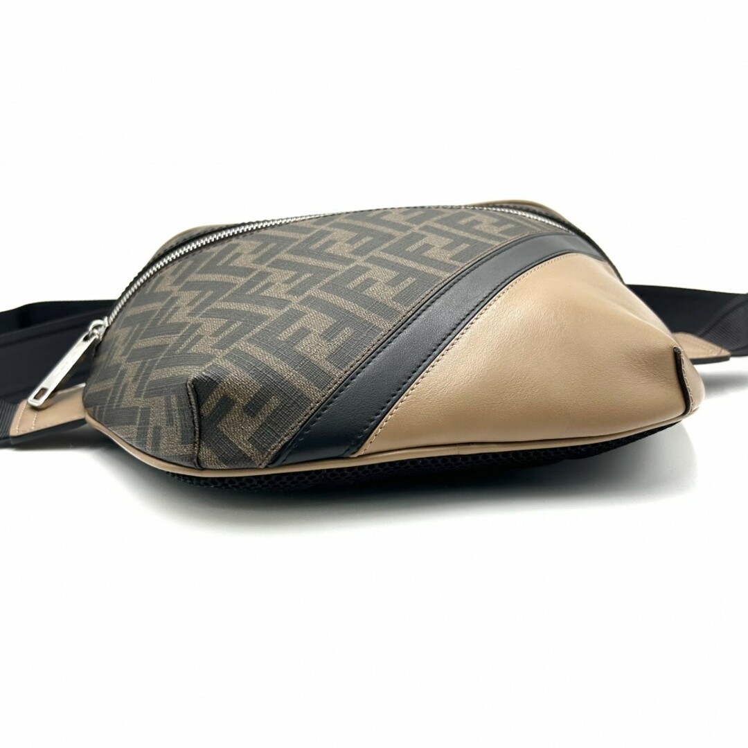 FENDI - FENDI フェンディ ボディバッグ ズッカ ダイアゴナル FENDI - FENDI フェンディ ボディバッグ ズッカ ダイアゴナル