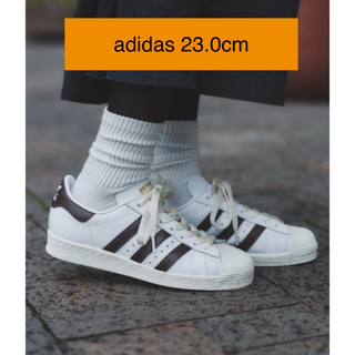 adidas(スニーカー)のフリマアイテム一覧 adidas(スニーカー)のフリマアイテム一覧
