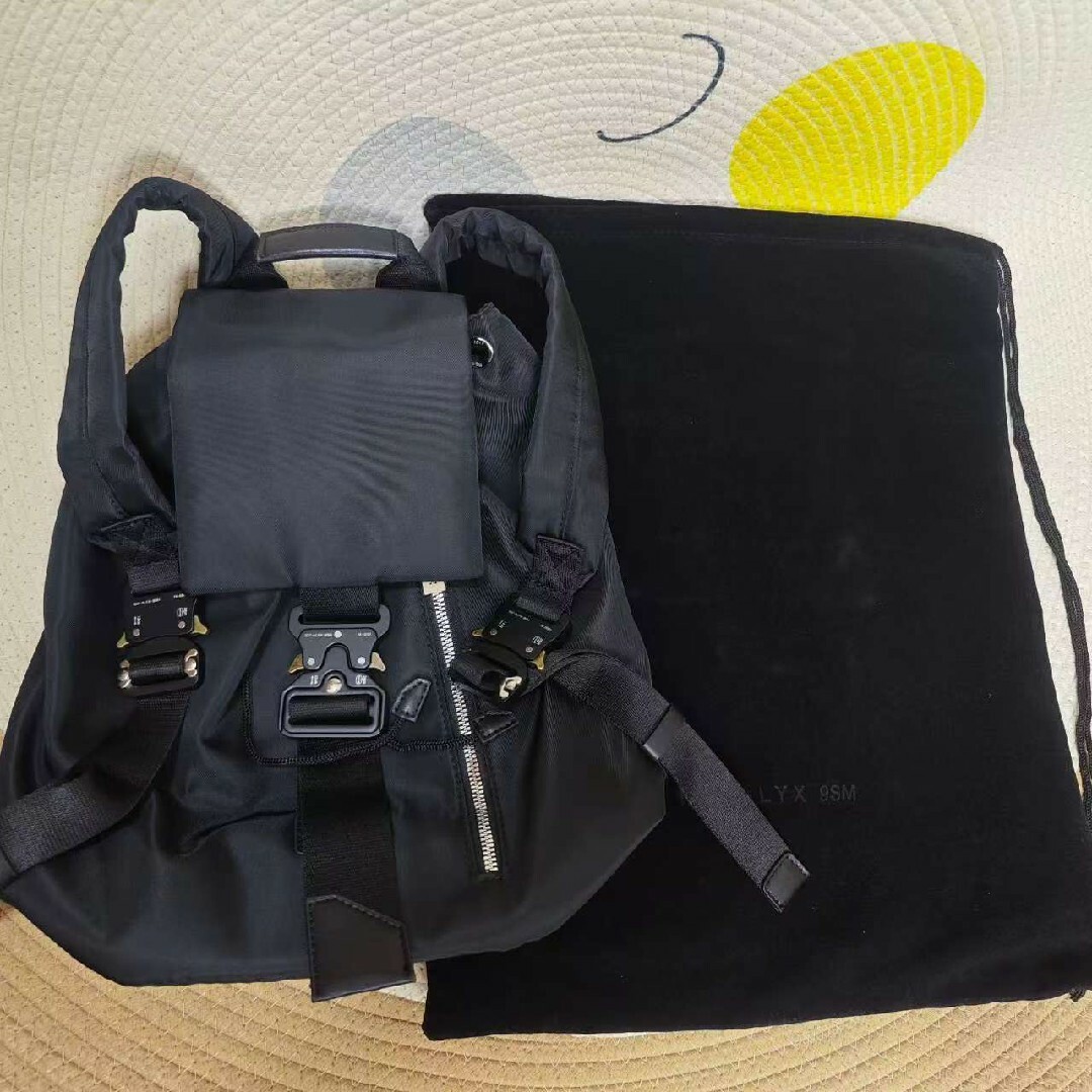 1017 ALYX 9SM アリクス メンズ バックパック リュック バックの 1017 ALYX 9SM アリクス メンズ バックパック リュック バックの
