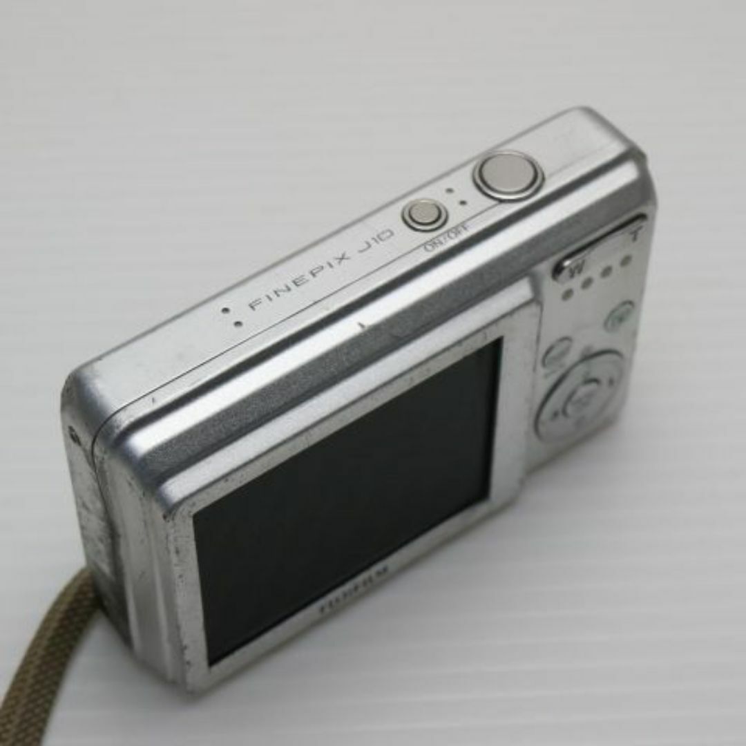 富士フイルム - 中古 FinePix J10 シルバー M111の通販 by 富士フイルム - 中古 FinePix J10 シルバー M111の通販 by