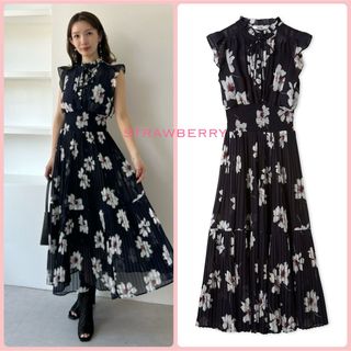 SNIDEL - 新品.未使用SNIDEL プリントプリーツワンピース SNIDEL - 新品.未使用SNIDEL プリントプリーツワンピース
