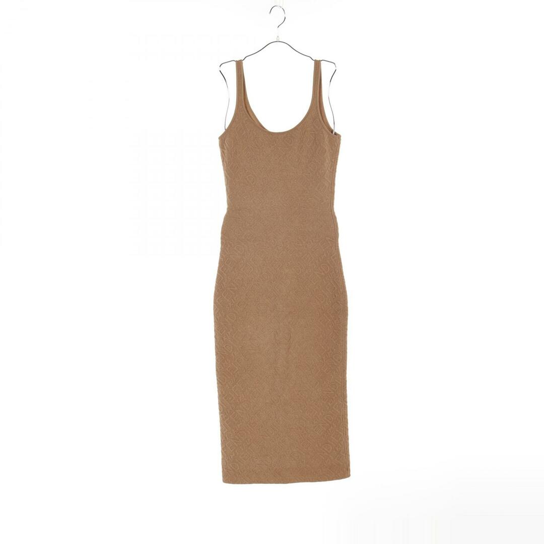 FENDI - FENDI フェンディ ワンピース FENDI x SKIMSの通販 by FENDI - FENDI フェンディ ワンピース FENDI x SKIMSの通販 by