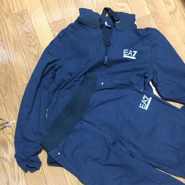エンポリオアルマーニ セットアップ | so80.com.br