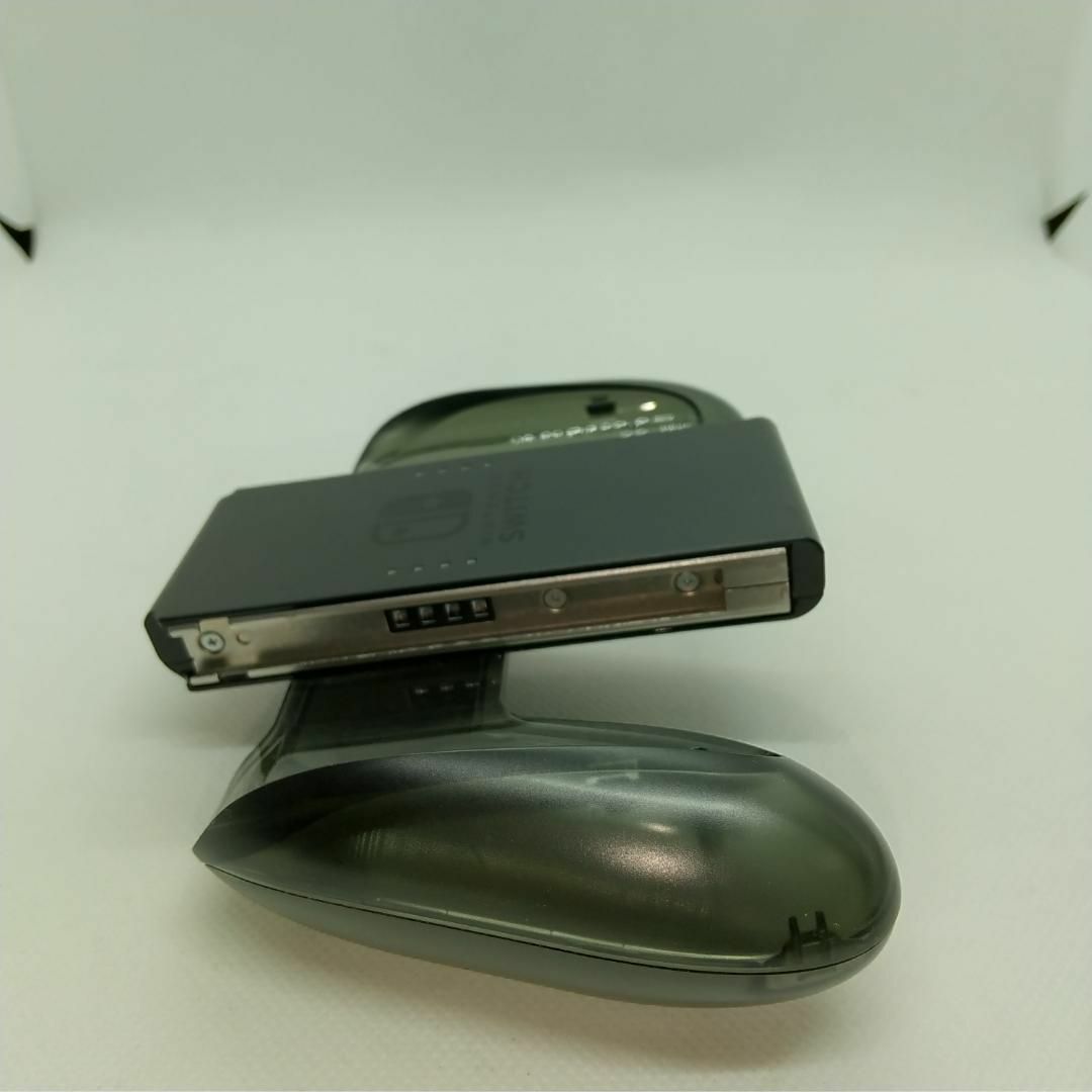 Nintendo Switch - 【任天堂純正品】①充電グリップ&黒 Nintendo Switch - 【任天堂純正品】①充電グリップ&黒