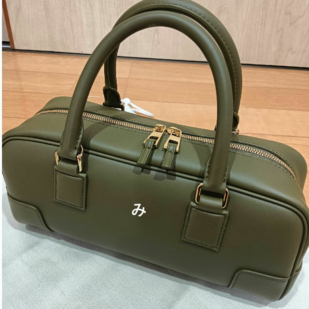 LOEWE - 美品 LOEWE アマソナ23 クロップド オリーブの通販 by LOEWE - 美品 LOEWE アマソナ23 クロップド オリーブの通販 by