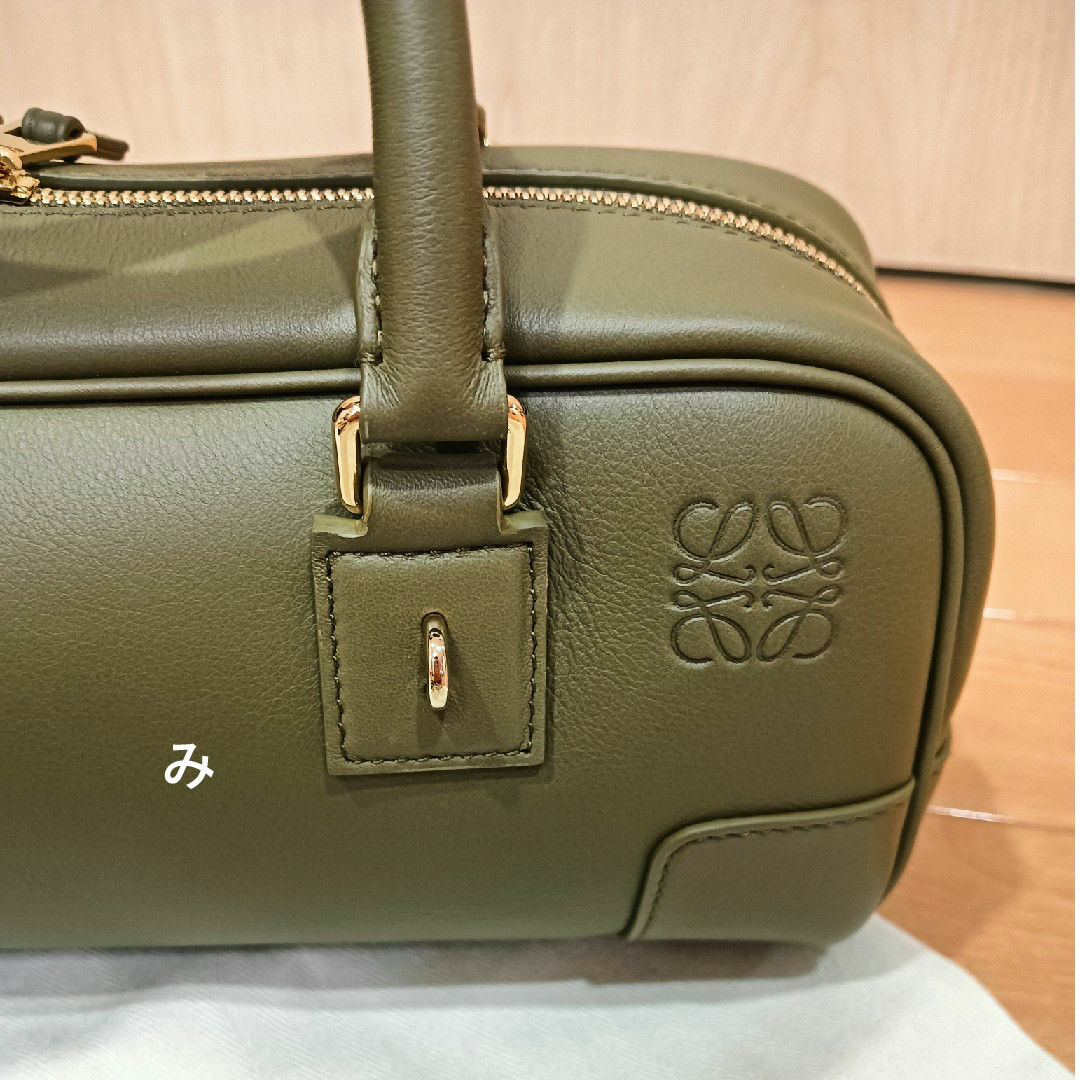 LOEWE - 美品 LOEWE アマソナ23 クロップド オリーブの通販 by LOEWE - 美品 LOEWE アマソナ23 クロップド オリーブの通販 by