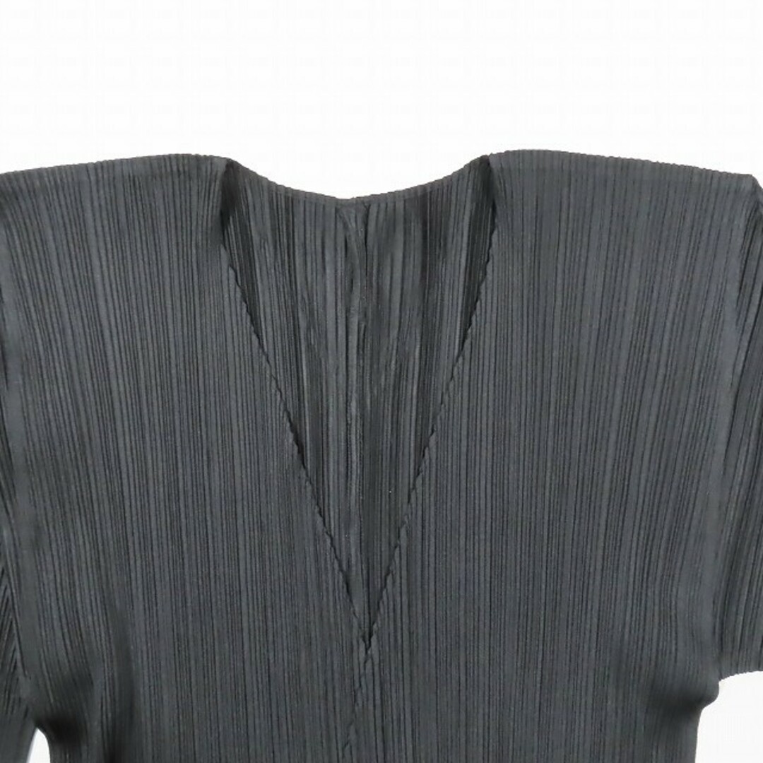 ISSEY MIYAKE - イッセイミヤケ ISSEY MIYAKE ボタンレス ISSEY MIYAKE - イッセイミヤケ ISSEY MIYAKE ボタンレス