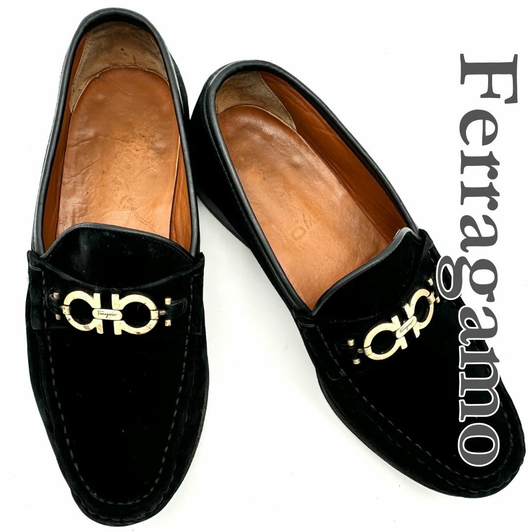 FERRAGAMO - Ferragamo ローファー スエード ガンチーニ FERRAGAMO - Ferragamo ローファー スエード ガンチーニ