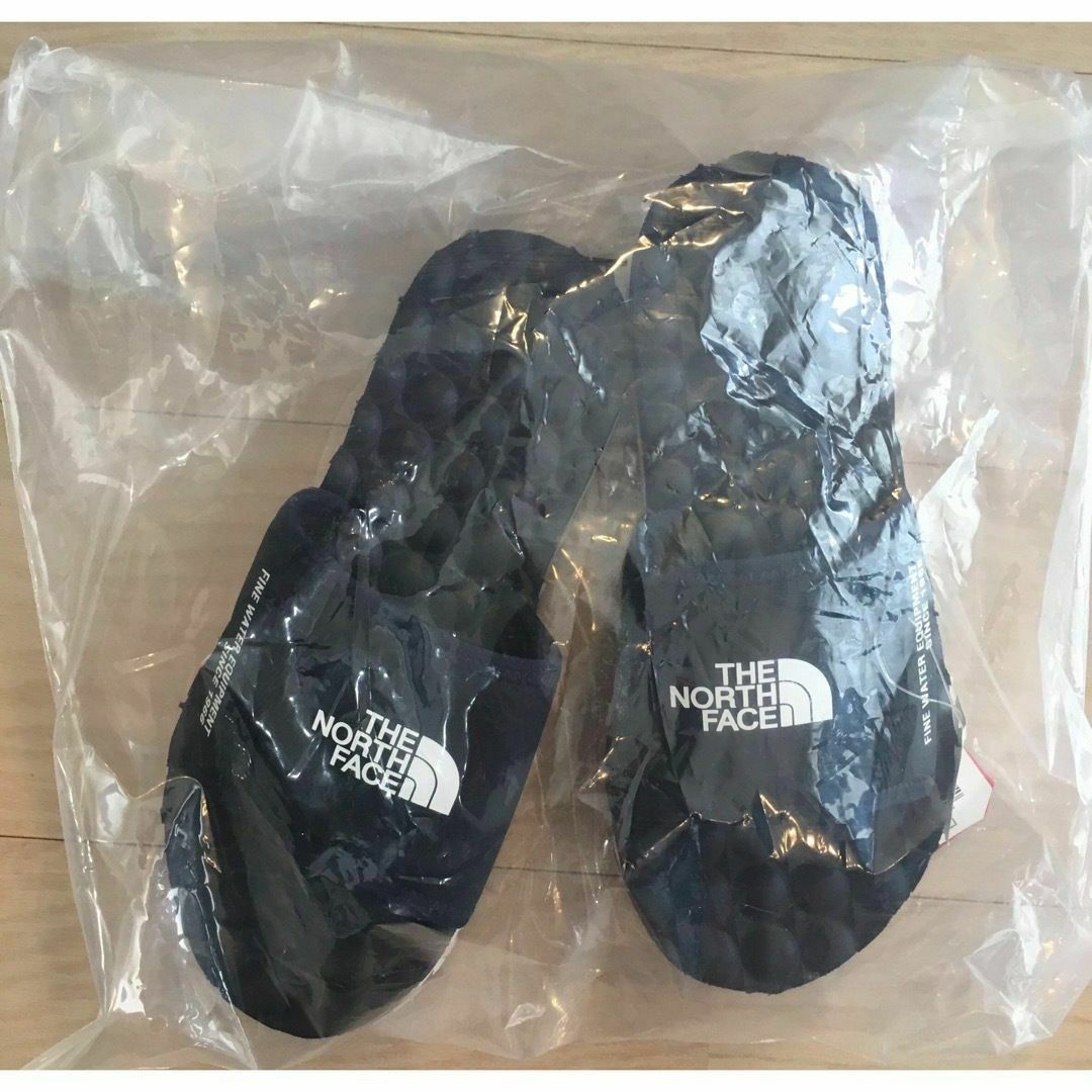 THE NORTH FACE - ノースフェイス 韓国限定 シャワーサンダル THE NORTH FACE - ノースフェイス 韓国限定 シャワーサンダル