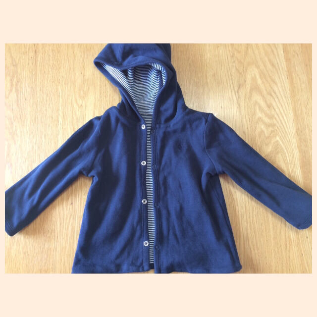 Ralph Lauren(ラルフローレン)のラルフローレン リバーシブルパーカー キッズ/ベビー/マタニティのベビー服(~85cm)(トレーナー)の商品写真