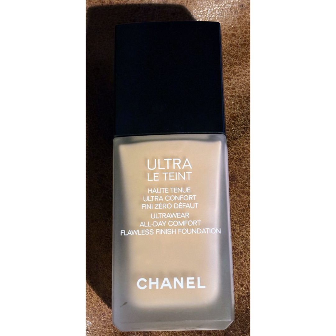 CHANEL - 残量9割!CHANEL ウルトラ ル タン フリュイド B10の CHANEL - 残量9割!CHANEL ウルトラ ル タン フリュイド B10の