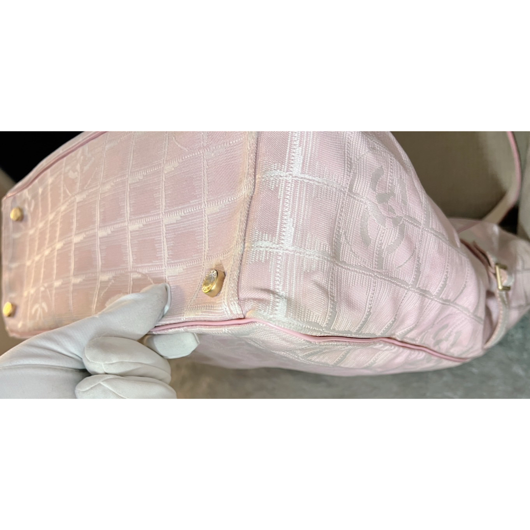 CHANEL - CHANEL ニュートラベルラインGM トートバッグ CHANEL - CHANEL ニュートラベルラインGM トートバッグ
