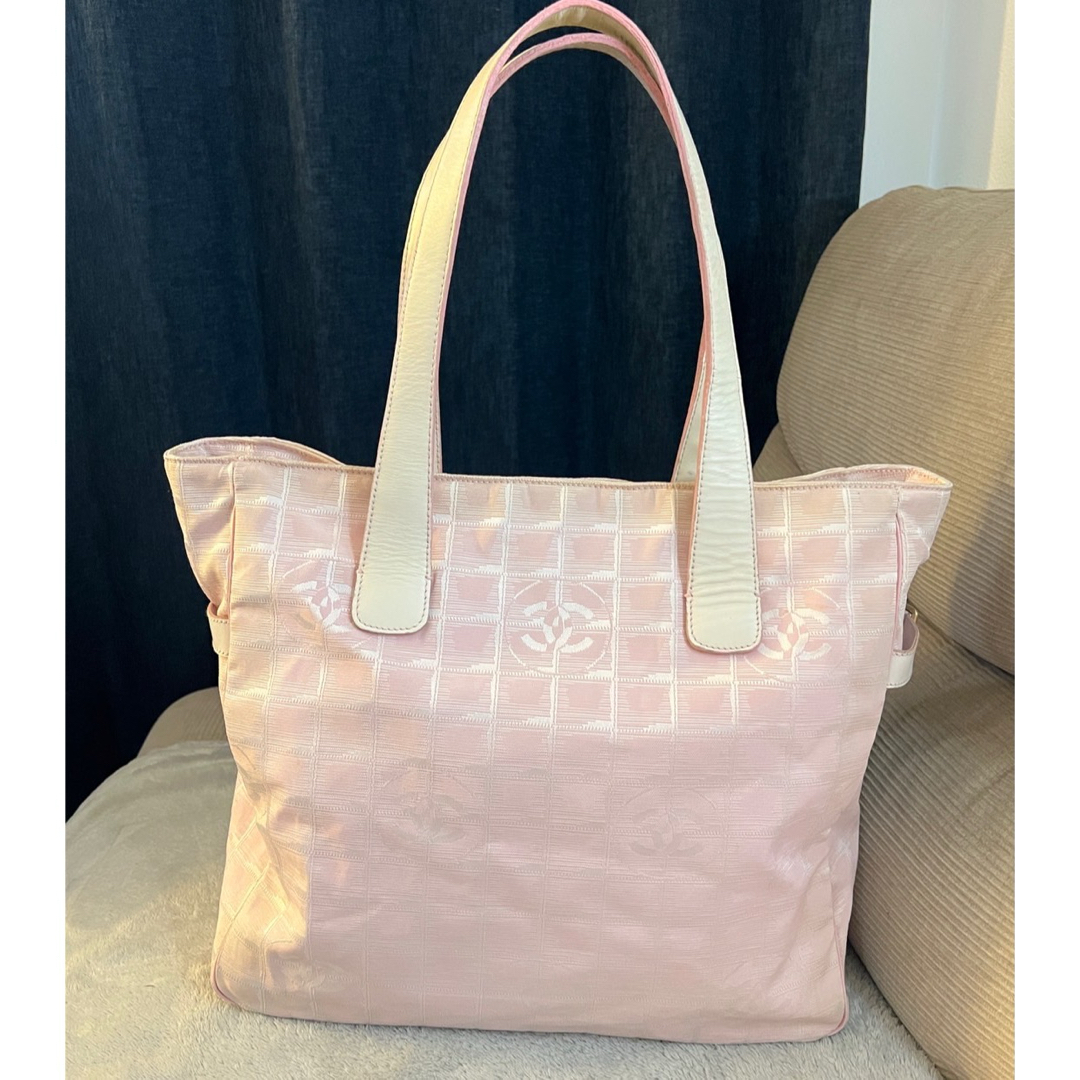 CHANEL - CHANEL ニュートラベルラインGM トートバッグ CHANEL - CHANEL ニュートラベルラインGM トートバッグ