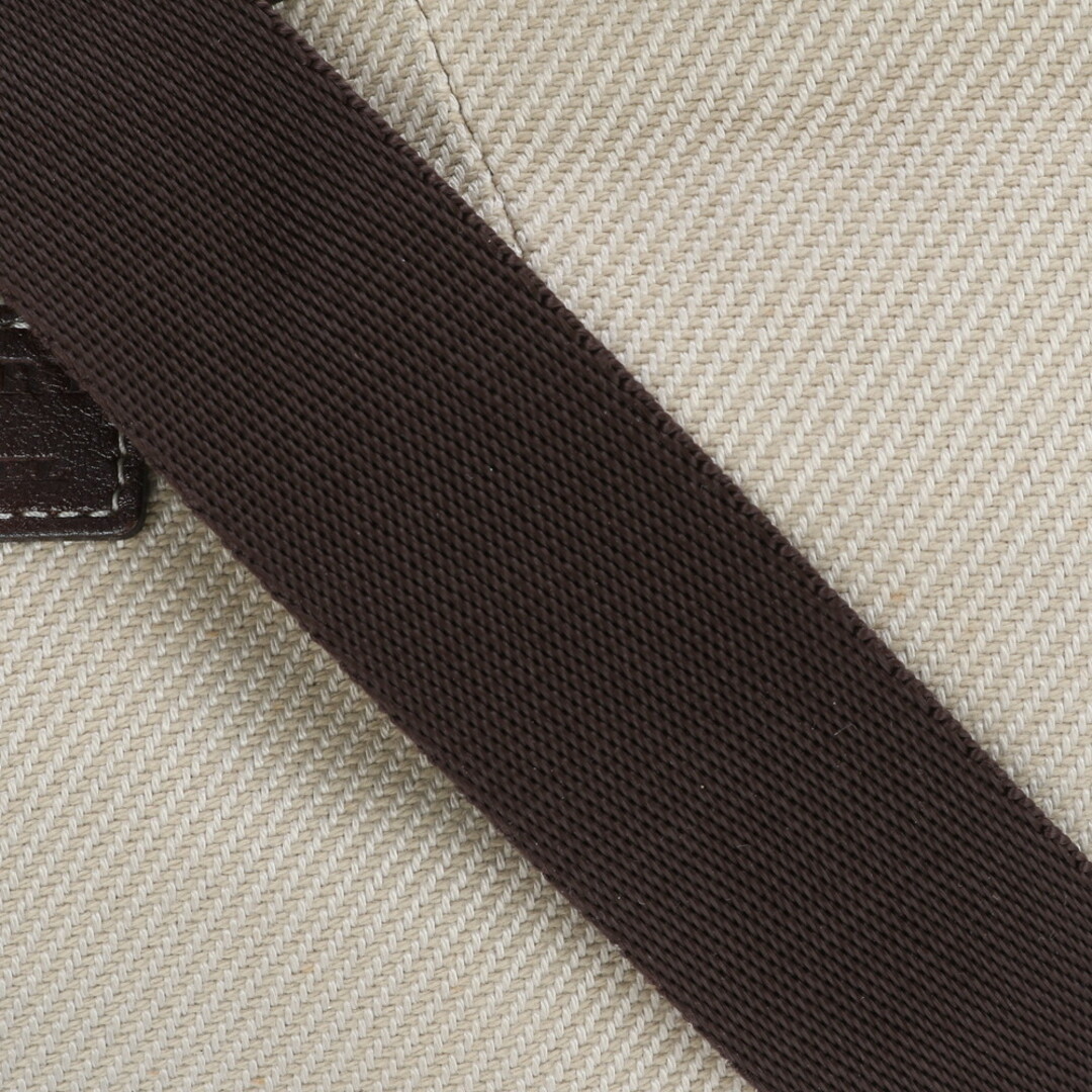 BURBERRY - バーバリー ホースロゴ ハーフムーン レザー BURBERRY - バーバリー ホースロゴ ハーフムーン レザー