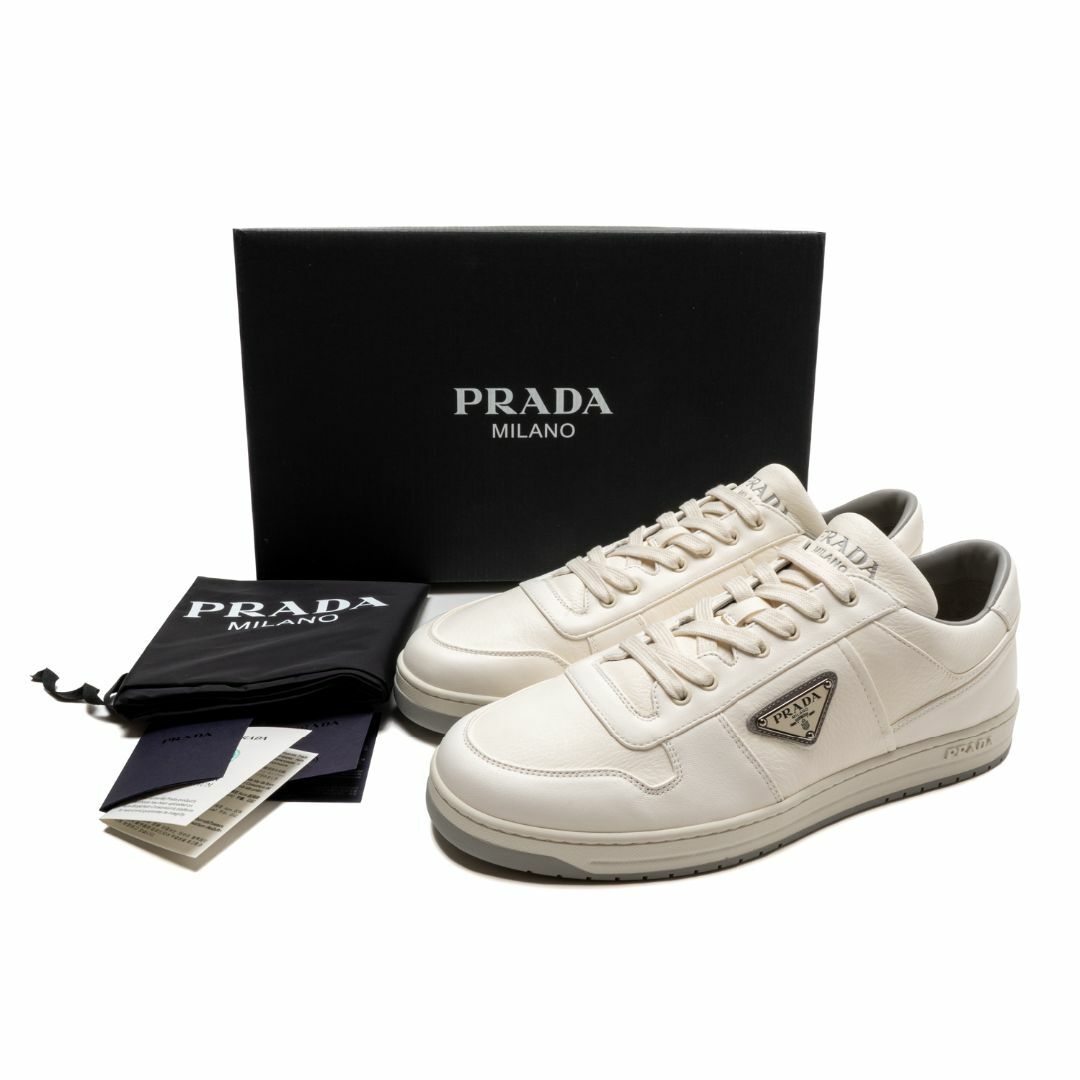 PRADA - 新品 PRADA ダウンタウン ナッパレザー スニーカーの PRADA - 新品 PRADA ダウンタウン ナッパレザー スニーカーの