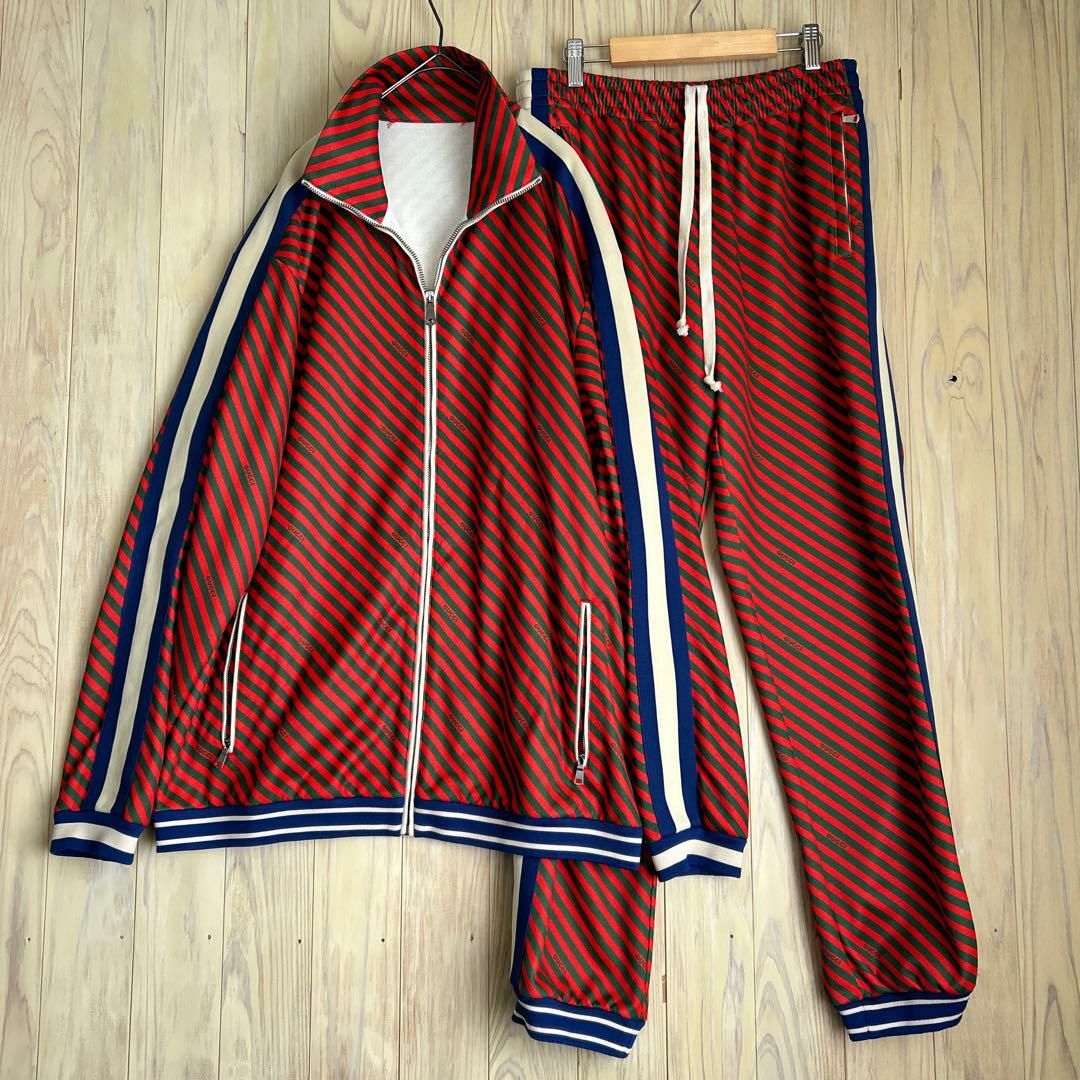 GUCCI - GUCCIグッチ 赤と緑のストライプトラックスーツ GUCCI - GUCCIグッチ 赤と緑のストライプトラックスーツ
