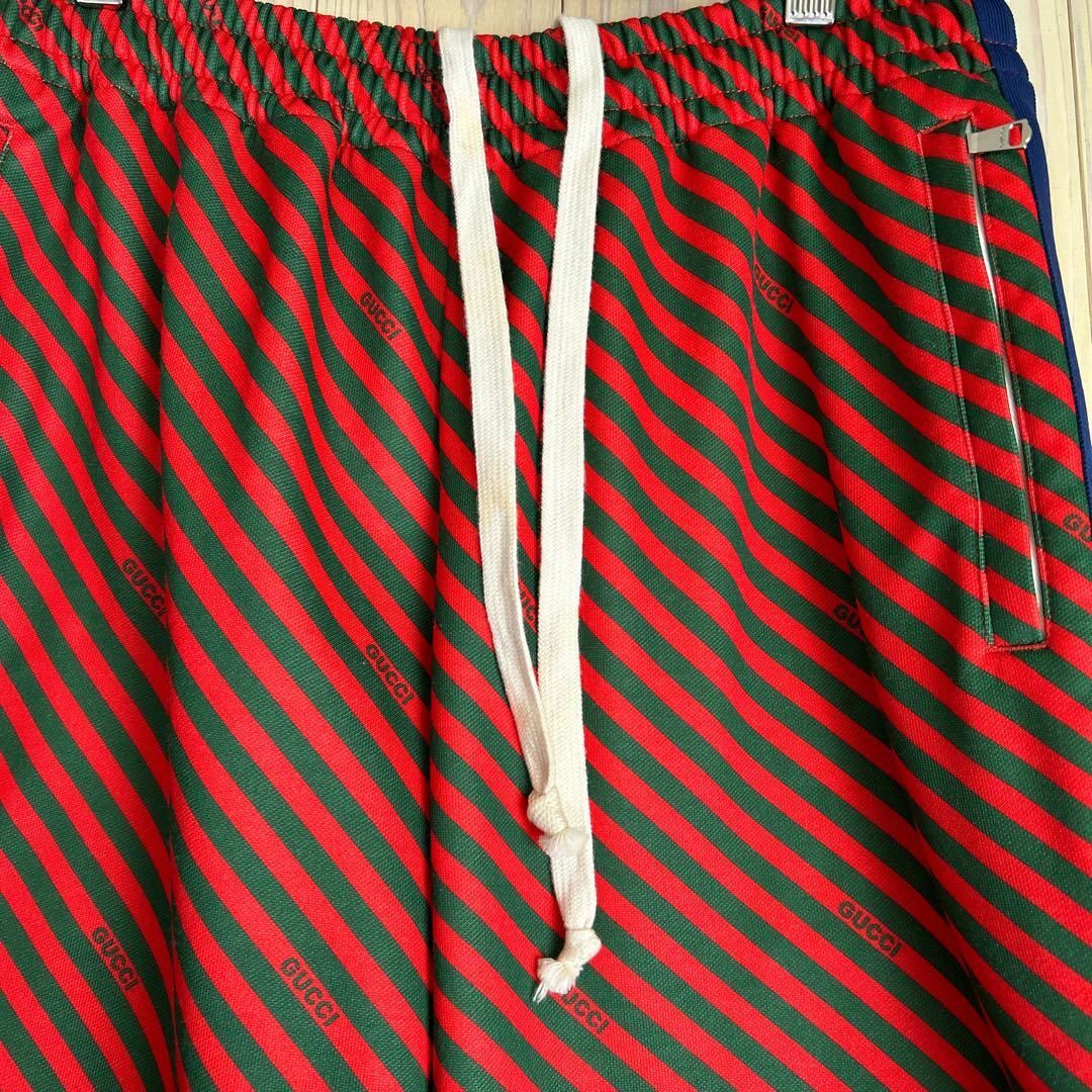 GUCCI - GUCCIグッチ 赤と緑のストライプトラックスーツ GUCCI - GUCCIグッチ 赤と緑のストライプトラックスーツ