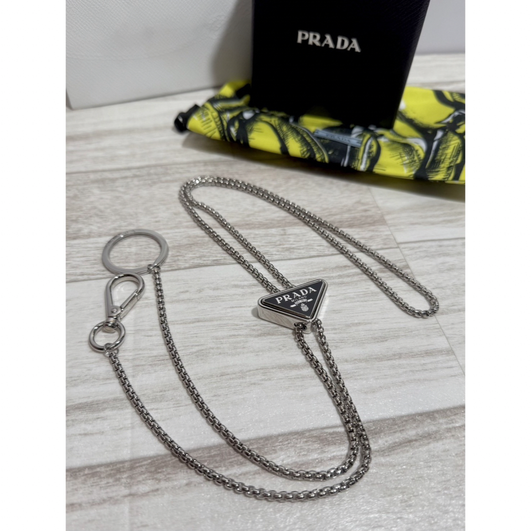 PRADA - 国内完売/限定品☆プラダ トライアングルロゴメタル PRADA - 国内完売/限定品☆プラダ トライアングルロゴメタル
