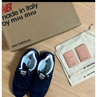 MIU MIU(スニーカー)のフリマアイテム一覧 MIU MIU(スニーカー)のフリマアイテム一覧