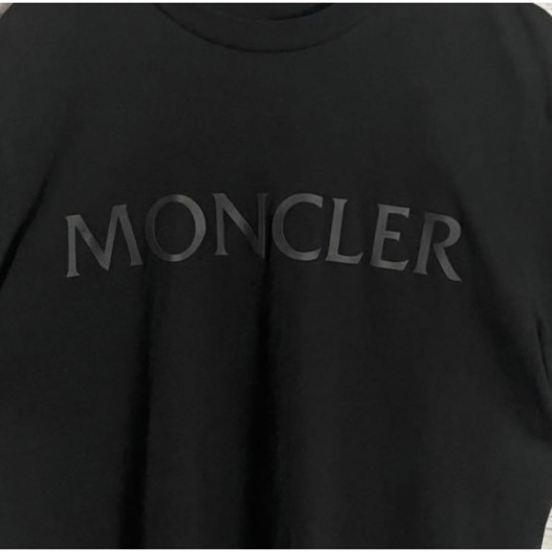 MONCLER - 【 激レア 】 モンクレール センターロゴ 袖ポケット MONCLER - 【 激レア 】 モンクレール センターロゴ 袖ポケット