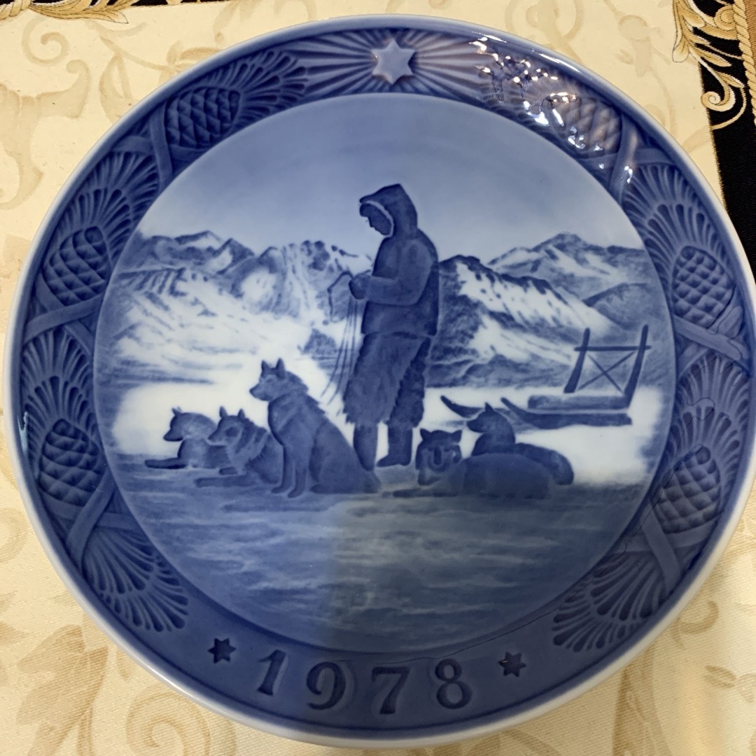 ROYAL COPENHAGEN - ロイヤルコペンハーゲン 1978年 イヤー ROYAL COPENHAGEN - ロイヤルコペンハーゲン 1978年 イヤー