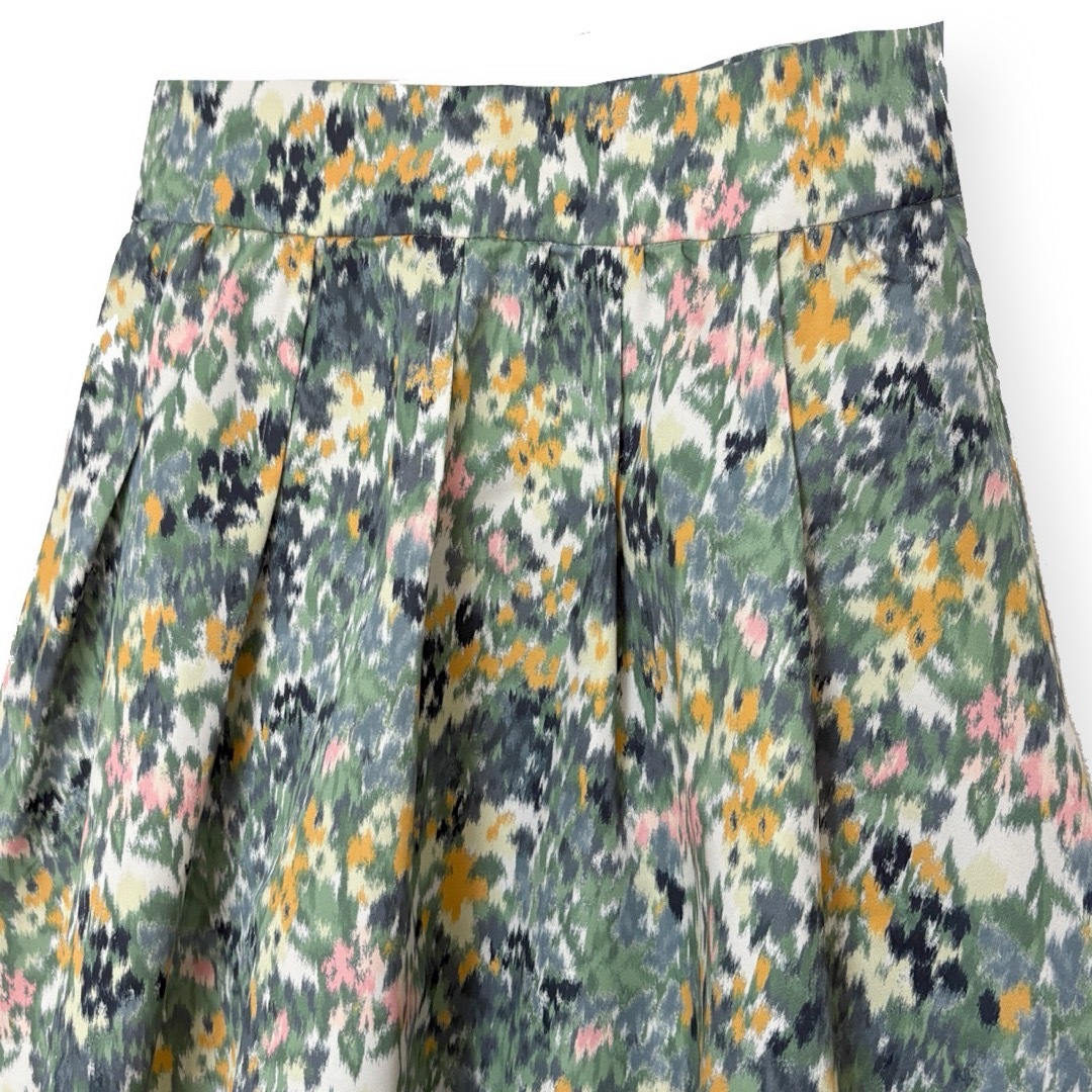 IENA - 美品 21SS IENA イエナ✴︎ かすれフラワーギャザー IENA - 美品 21SS IENA イエナ✴︎ かすれフラワーギャザー