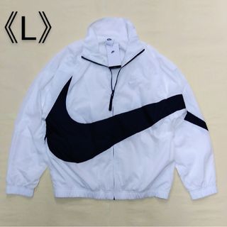 NIKE(ナイロンジャケット ・ ホワイト/白色系)のフリマ NIKE(ナイロンジャケット ・ ホワイト/白色系)のフリマ