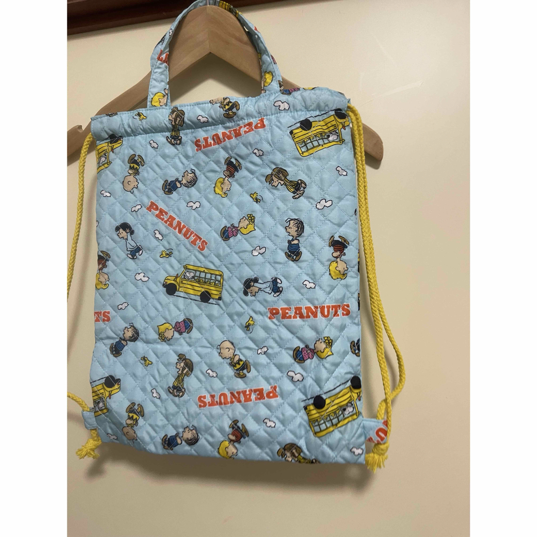 PEANUTS(ピーナッツ)のお値下げ済み　ナップザック　ピーナッツ キッズ/ベビー/マタニティのこども用バッグ(リュックサック)の商品写真