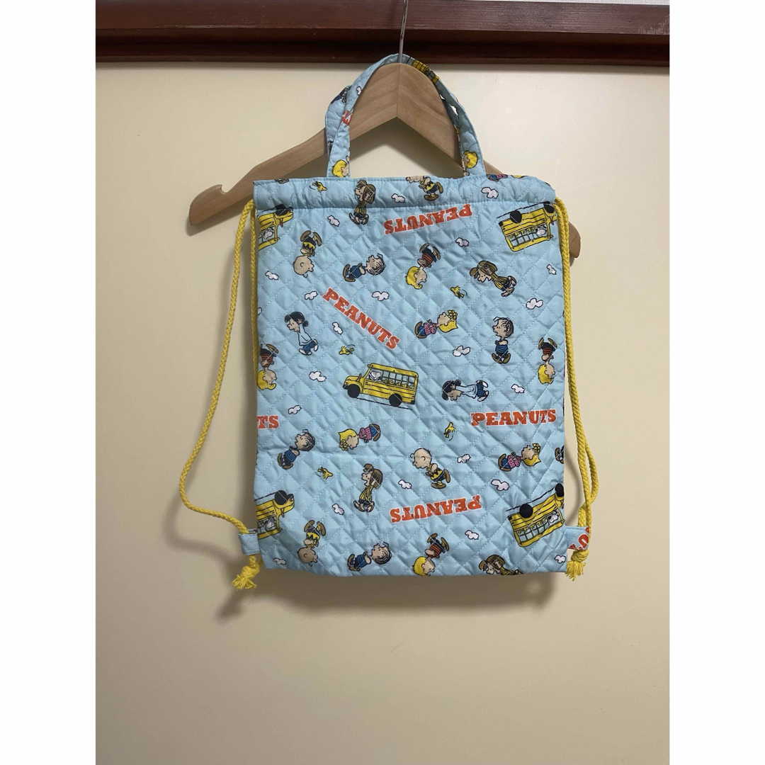 PEANUTS(ピーナッツ)のお値下げ済み　ナップザック　ピーナッツ キッズ/ベビー/マタニティのこども用バッグ(リュックサック)の商品写真
