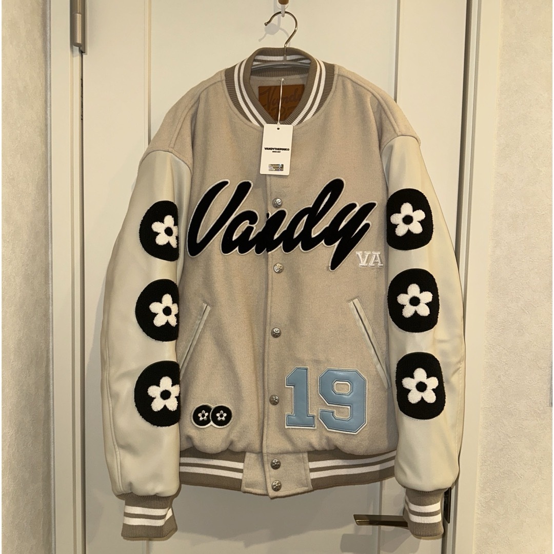 Supreme - 【限定カラー】Vandy the pink スタジャンの通販 by Supreme - 【限定カラー】Vandy the pink スタジャンの通販 by