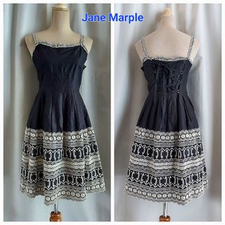 JaneMarple - 大変美品 ジェーンマープル 刺繍一杯のコットン JaneMarple - 大変美品 ジェーンマープル 刺繍一杯のコットン