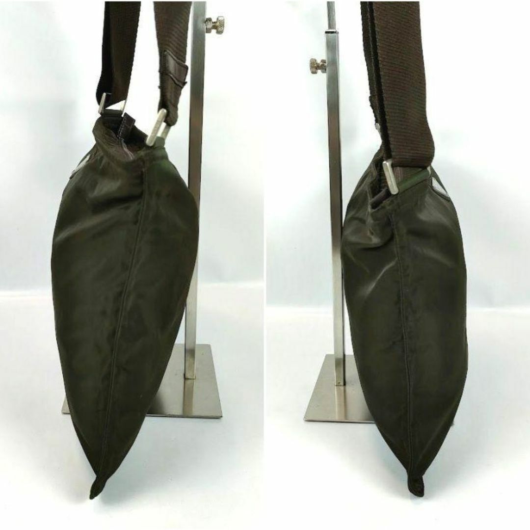 PRADA - 良品 PRADA プラダ ナイロン ショルダーバッグ 三角ロゴ PRADA - 良品 PRADA プラダ ナイロン ショルダーバッグ 三角ロゴ
