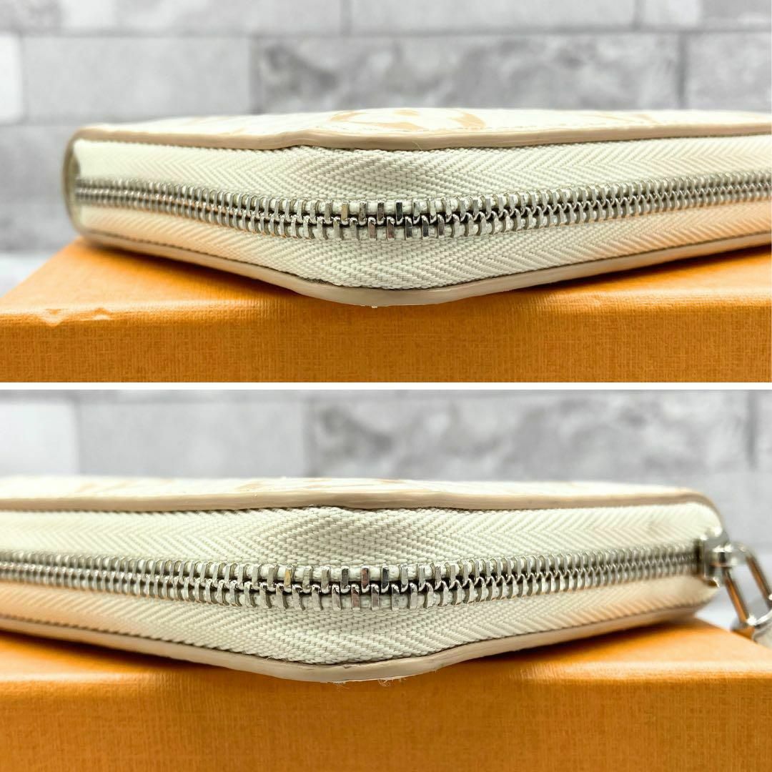 LOUIS VUITTON - ルイヴィトン 白×金 モノグラムエキゾチック LOUIS VUITTON - ルイヴィトン 白×金 モノグラムエキゾチック