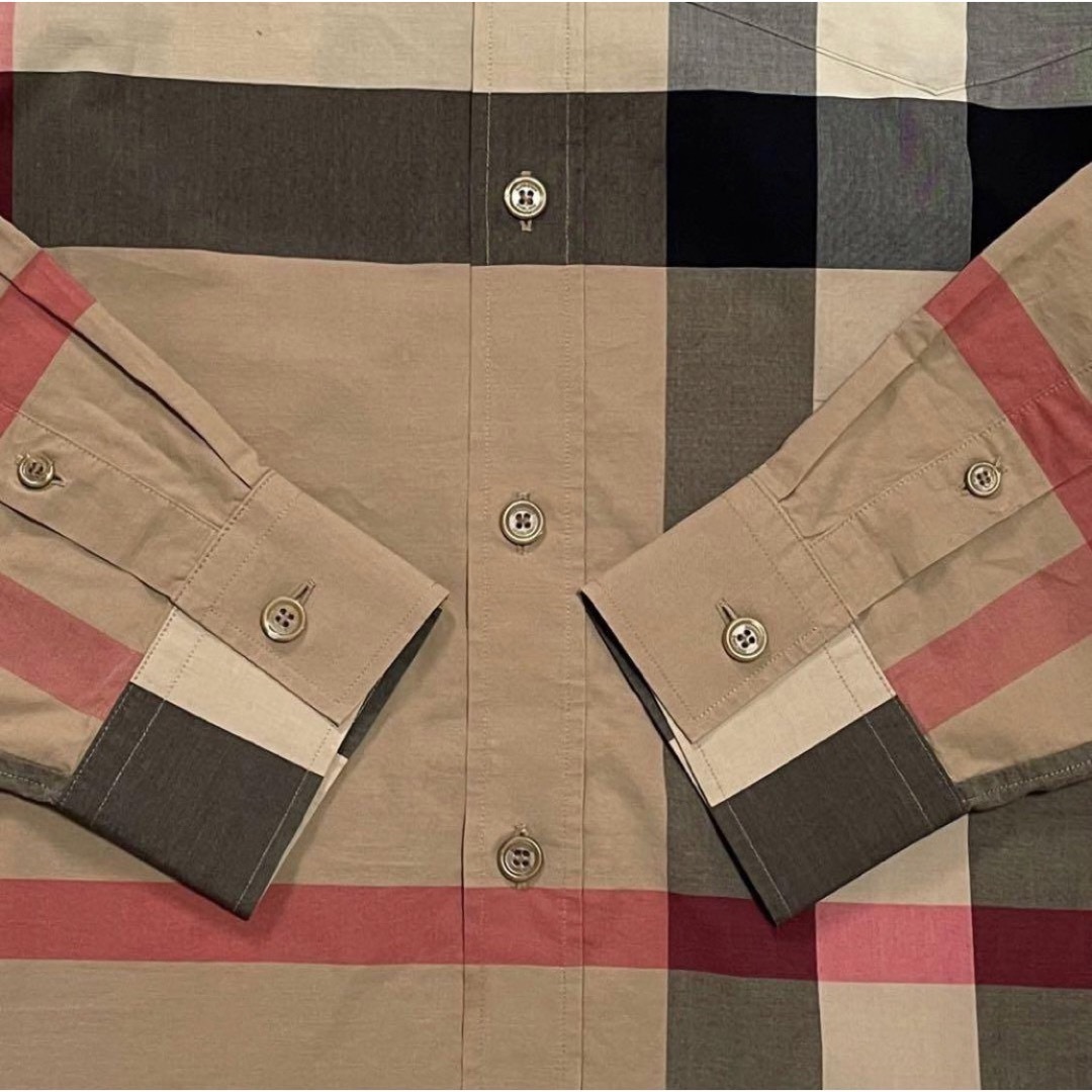 BURBERRY - 【即完売モデル】BURBERRY バーバリー シャツ 長袖 BURBERRY - 【即完売モデル】BURBERRY バーバリー シャツ 長袖