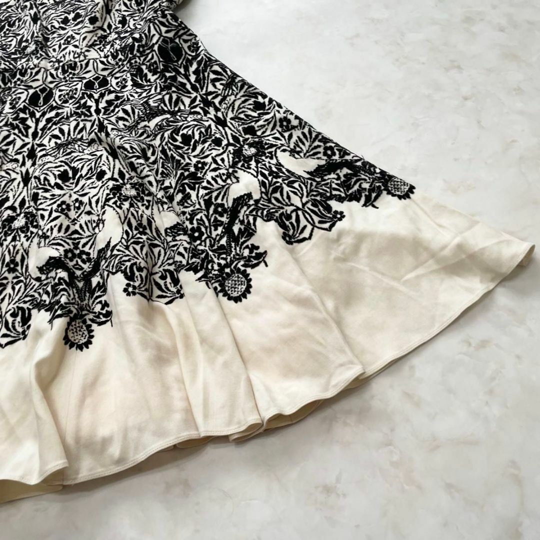 EPOCA - 美品 42 EPOCA シルク混 花柄刺繍ワンピース Aライン EPOCA - 美品 42 EPOCA シルク混 花柄刺繍ワンピース Aライン