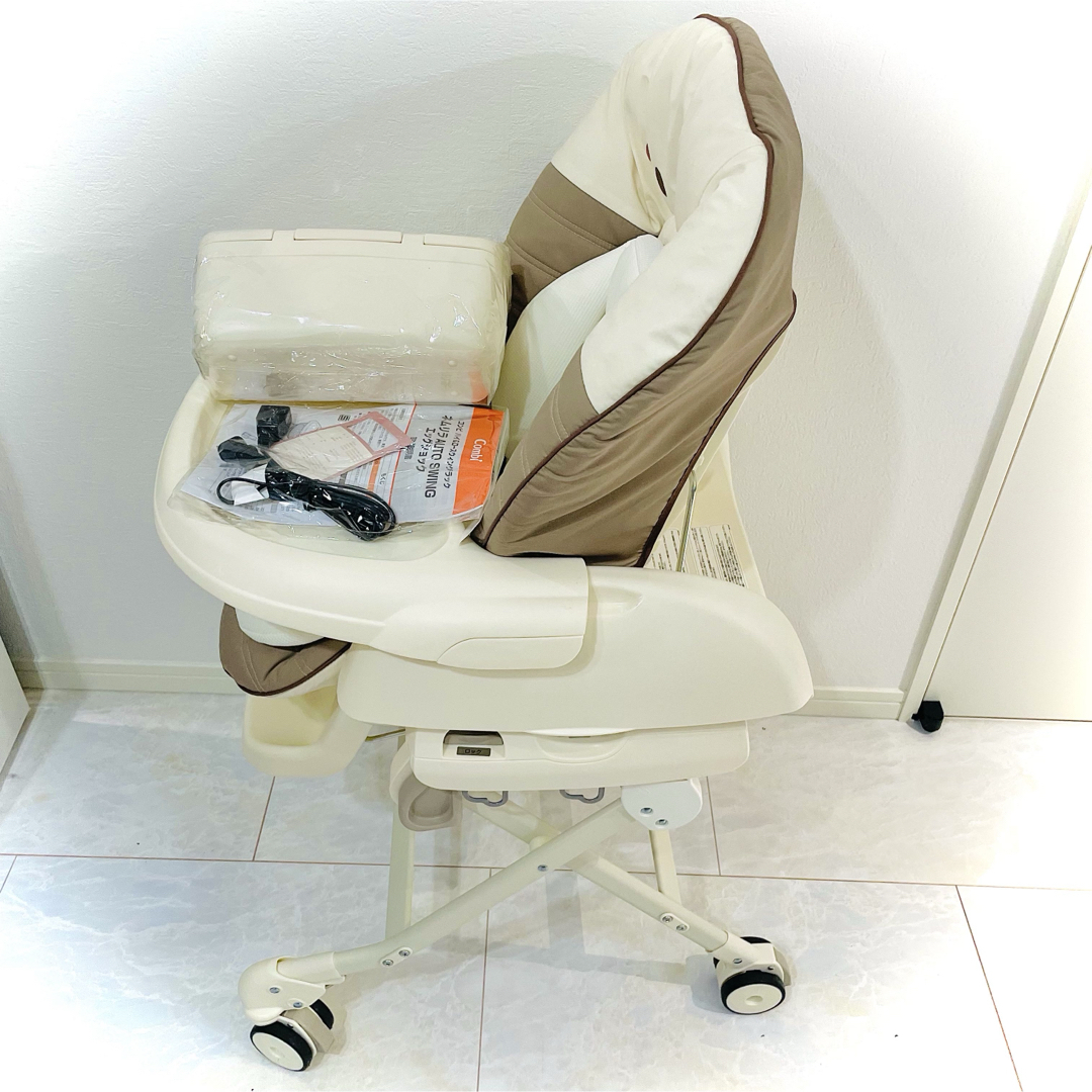 combi - 試乗のみ、ほぼ【新品】☆コンビ ネムリラ オート combi - 試乗のみ、ほぼ【新品】☆コンビ ネムリラ オート