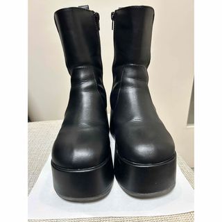 ZARA - 新品♡定価17990円!メタリックヒール レザーチェルシー ZARA - 新品♡定価17990円!メタリックヒール レザーチェルシー