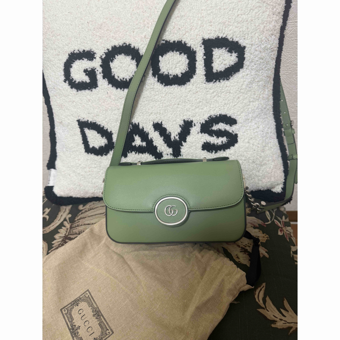GUCCI - GUCCI ショルダーバックの通販 by トロちんshop|グッチ GUCCI - GUCCI ショルダーバックの通販 by トロちんshop|グッチ